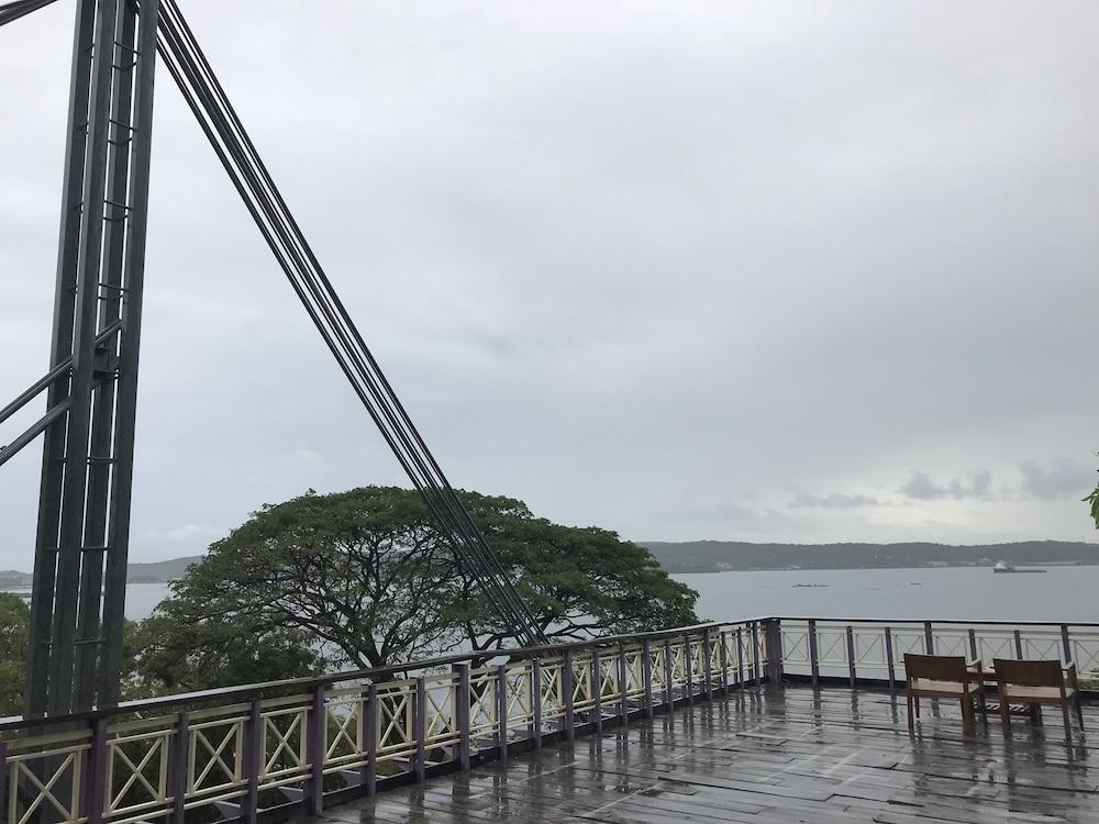 Welcombe Hotel ตรินโคมาลี ภายนอก รูปภาพ