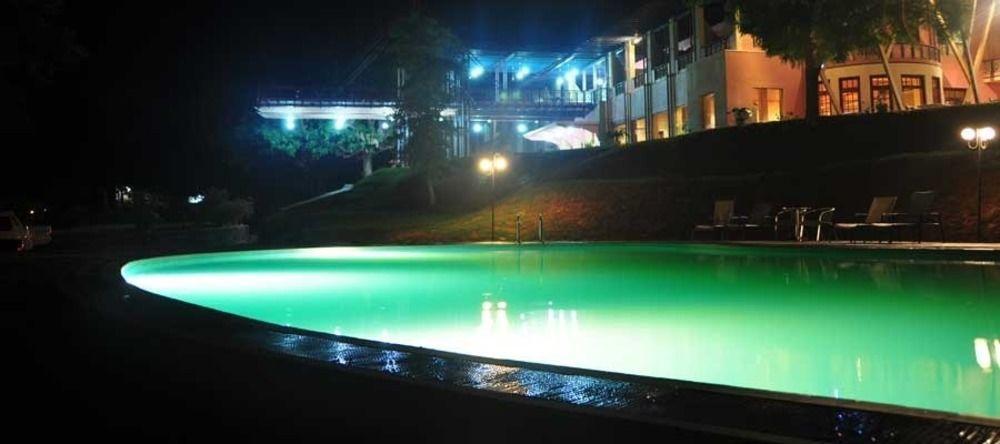 Welcombe Hotel ตรินโคมาลี ภายนอก รูปภาพ